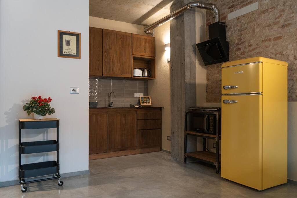 Appartamento Centro Storico Recinto Dei Nobili 2-Private Parking Asti Esterno foto