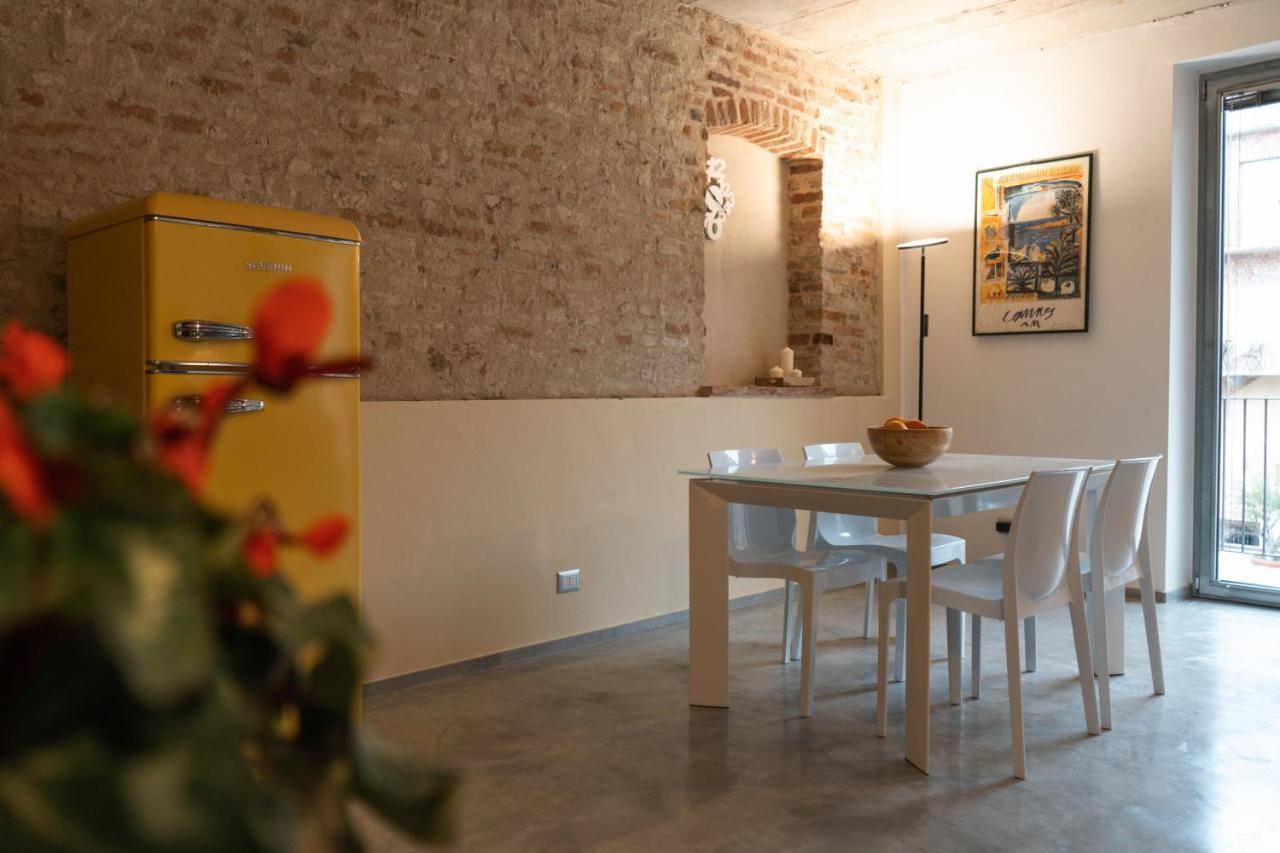 Appartamento Centro Storico Recinto Dei Nobili 2-Private Parking Asti Esterno foto
